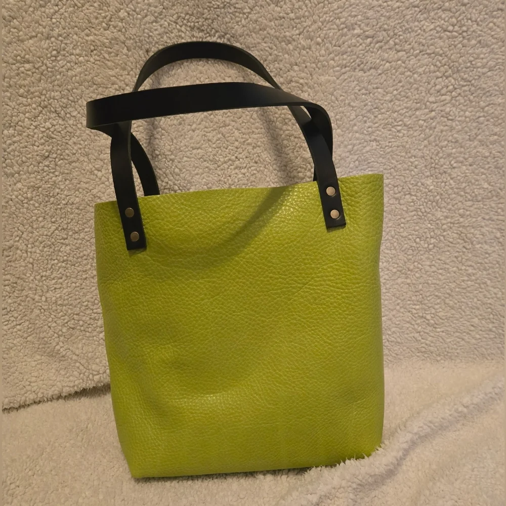 Portland Leather Goods Small Classic Crossbody. Limited Key Lime Color - Picture 3 of 4